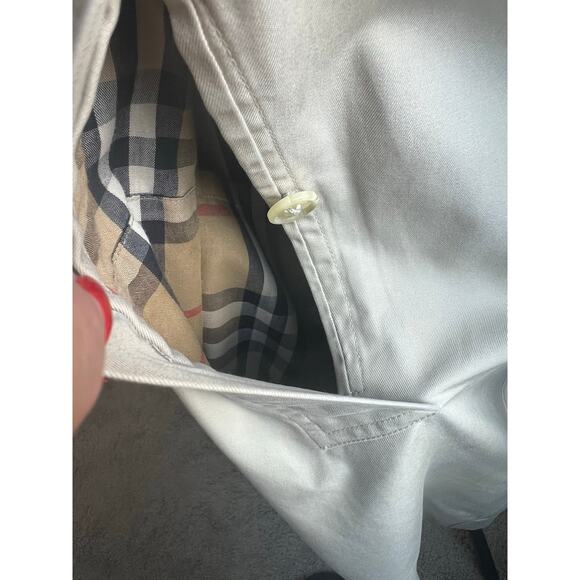 Burberry Camden Women’s Beige Removable Lining Water Resistant Trench Coat Sz XL - Picture 7 of 16